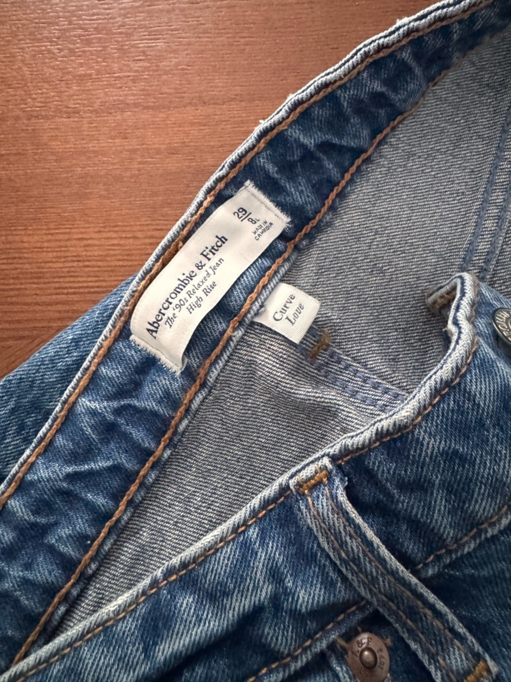 Abercrombie & Fitch Medium Blue Curvy Jeans
